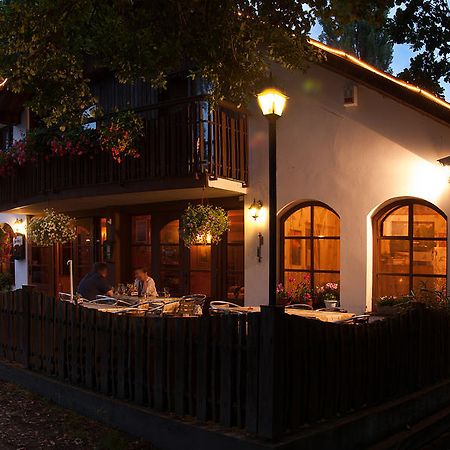 Lovecký hotel Jívák Loučeň Esterno foto