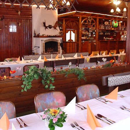 Lovecký hotel Jívák Loučeň Esterno foto
