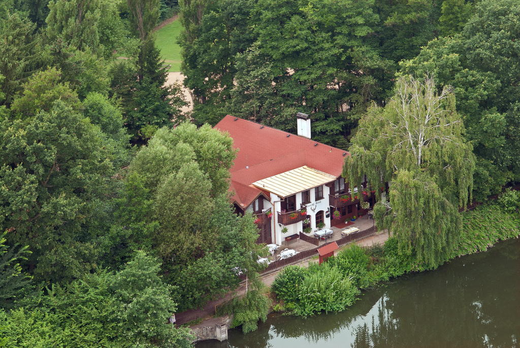 Lovecký hotel Jívák Loučeň Esterno foto
