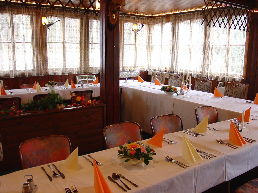 Lovecký hotel Jívák Loučeň Esterno foto