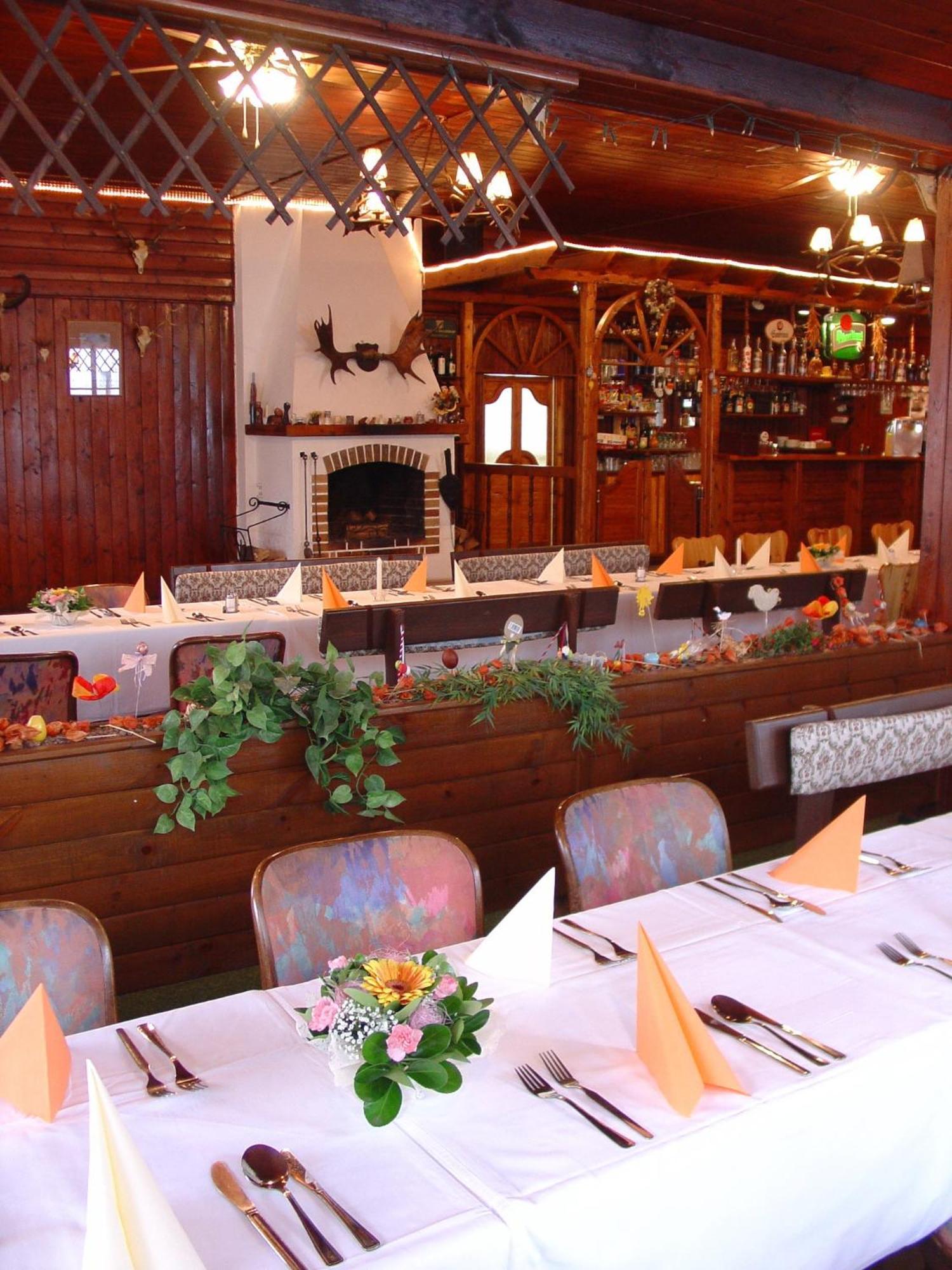 Lovecký hotel Jívák Loučeň Esterno foto
