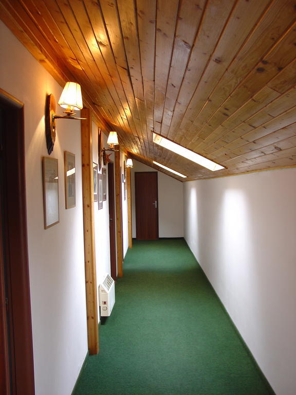 Lovecký hotel Jívák Loučeň Esterno foto